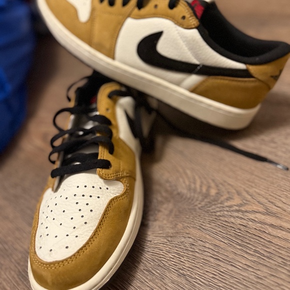 Rookie of the year Jordan 1 low - Picture 1 of 2